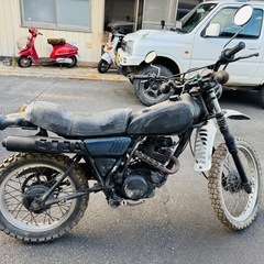 ヤマハ XT250 書類有 前々オーナー自家塗装 初爆のみ確認の画像
