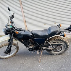 ヤマハ XT250 書類有 前々オーナー自家塗装 初爆のみ確認の画像