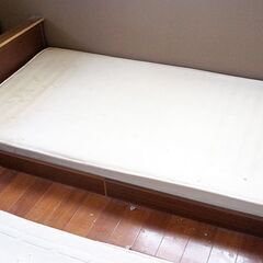 【取引中】ダブルベッドとシングルベッドの画像
