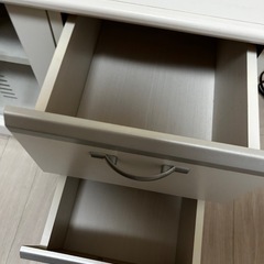 テレビ台の画像