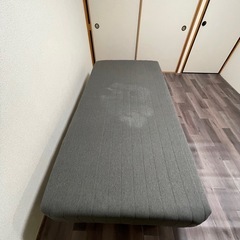 ニトリ 足付き 
ボンネルコイルマットレス シングル の画像