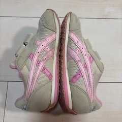 asics スニーカー17センチの画像