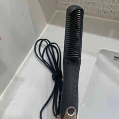 Agetuya アゲツヤ コーム型 ヘアアイロン 海外対応 寝癖直しの画像