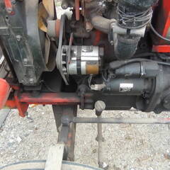 イセキ TS2200 トラクター とりあえず自走させて持ってきました 引き取りに来た時に動く保証は無し 中古品 現状品 引き取り限定の画像