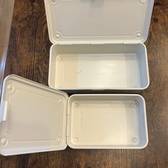 無印　スチール小物入れ
の画像
