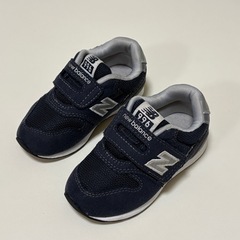 new balance 996 ネイビー スニーカー　13.5㎝の画像