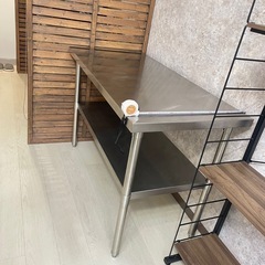 ステンレス作業台の画像