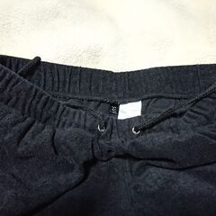 ♣　SUREVE　レディース 　ショートパンツ　黒　 サイドストライプ　スポーツ　部屋着　サイズＭ　ウエスト64〜70の画像