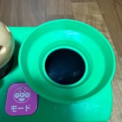 アンパンマン 　ボールが飛び出す！はしるよポンポンSLマンの画像