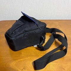 Nikon フィルムカメラ　専用カバー付きの画像