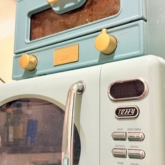 家電9点【入手困難な人気の】レトロスタイル家電家具セット　8/14までの画像