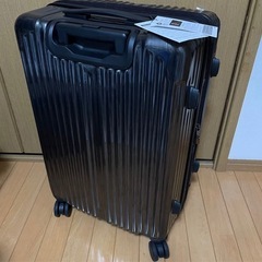 未使用品・スーツケースMサイズ（4~7泊/65L）の画像