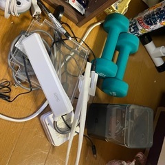 アヴェニファーと水槽、維持用品全部の画像