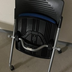 椅子 7脚の画像