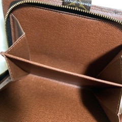 早いですが今から削除します。ルイヴィトン　二つ折り財布　お値下げしました。の画像