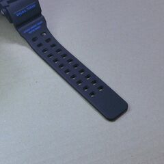 新品■多機能　ダイバーウォッチ　反転液晶　2ヶ国表示・バイブ機能、などの画像