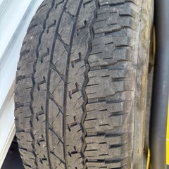 265/65R17タイヤの画像
