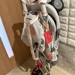 MacLaren ベビーカーの画像