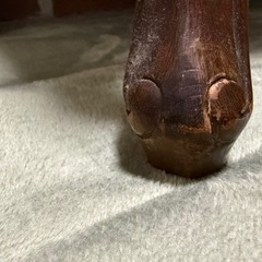 イタリアアンティーク ロココ様式 木製ベンチ リベット打ち 猫脚二人掛けソファーの画像