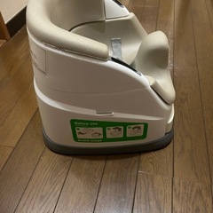 ベビーチェアの画像