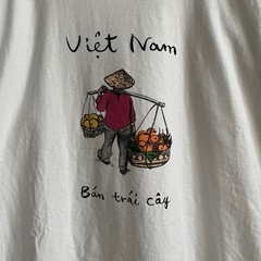 ベトナム 果物売りイラスト ホワイトTシャツ Sサイズの画像