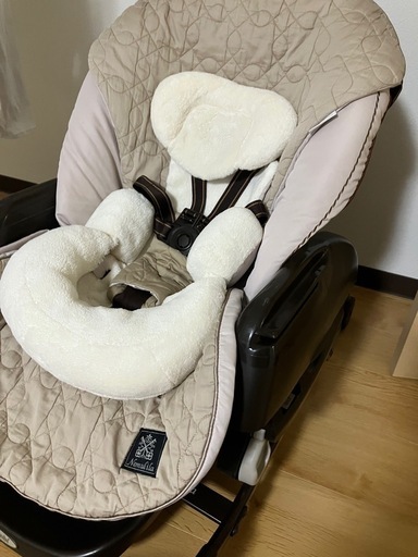 コンビネムリラAUTO SWING抱っこプラスお譲り先様募集中！