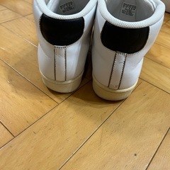 adidas スニーカー 26.5の画像