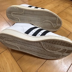 adidas スニーカー 26.5の画像