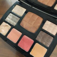 シャネル　メイクパレットの画像