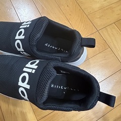 【お取置き中】adidas 28cmの画像