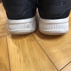 【お取置き中】adidas 28cmの画像