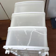 🉐 キャスター付押入れ収納ケース（難あり）の画像