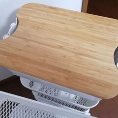 IKEA ロースコグ　ワゴン×２　ホワイトの画像