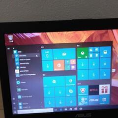 ノートパソコン　win10  11,5inの画像