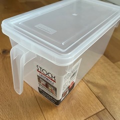 メダカ　飼育容器　スタッキングBox蓋付き10セットの画像