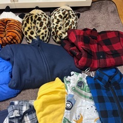 大量　冬服　130cmの画像