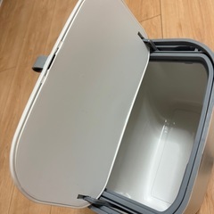 LYNLOO キッチン ゴミ箱 ひっかけ ぶら下げごみ箱 7Lの画像