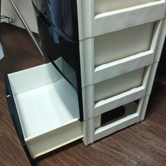 衣装ケースの画像