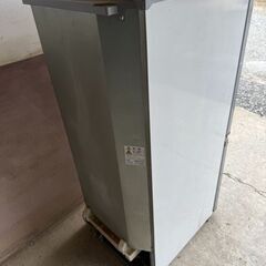シャープSJー14M　１３５リットル冷蔵庫　故障品の画像