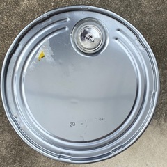 空の20Lペール缶 の画像