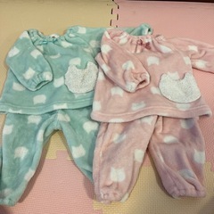双子　80サイズ　アウター　パジャマ　冬　の画像