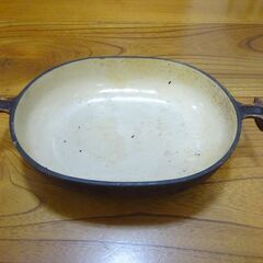 ル・クレーゼ　LE CREUSET　ココット　オーバル　２５㎝