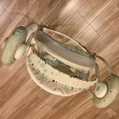 ベビー電動ブランコ&ベッドの画像