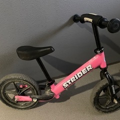 ストライダー　ピンクの画像