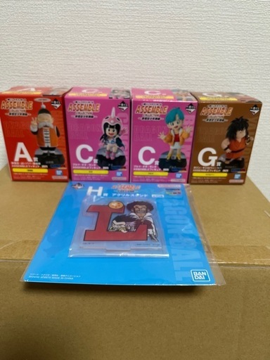 MFF マッドフラップ リアのみ 左右2枚　トヨタヤリス 金具なし 中古 MFF マッドフラップ リアのみ 左右2枚 トヨタヤリス 金具なし 中古