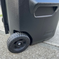 Coleman車輪付きクーラーボックスの画像