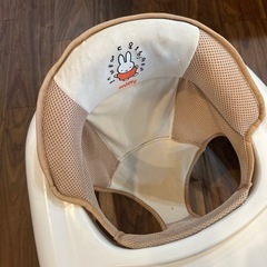 ミッフィー　歩行器の画像