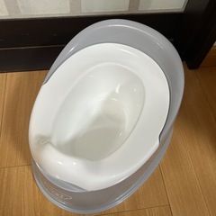 ベビービョルン　おまるの画像