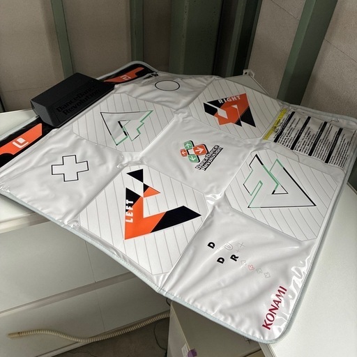 KONAMI DanceDanceRevolution ダンレボ　ゲームコントローラー