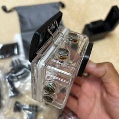 アクションカメラ　防水クリアケース付きの画像